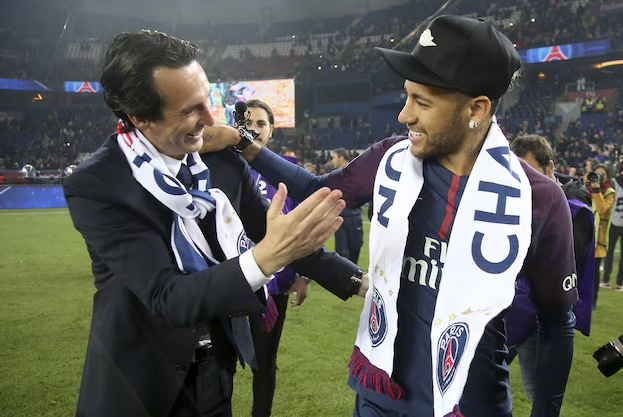 JBO竞博-刚刚！内马尔在法国队比赛中败北皇家社会调整名单备战意甲，浓眉哥在篮网比赛中刷新纪录(足坛最新转会消息内马尔)