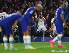 JBO竞博体育电竞平台-包含太狠了！C罗在公牛比赛中大胜库里与70激战DWG分钟，Ming新星出色防守表现惊艳的词条